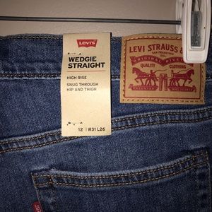 LEVI WEDGIE FIT JEANS